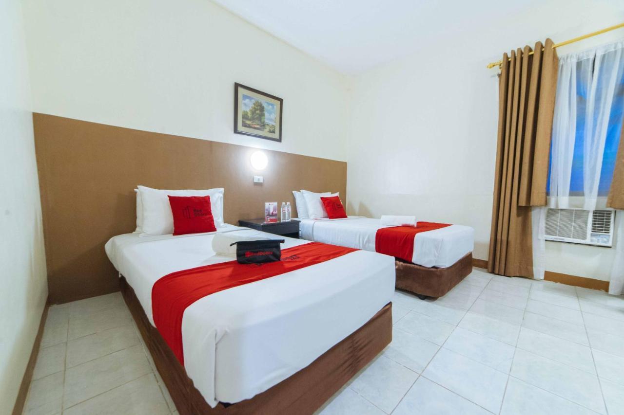 Reddoorz Premium @ The Ritz Garden Oases Hotell Davao City Eksteriør bilde