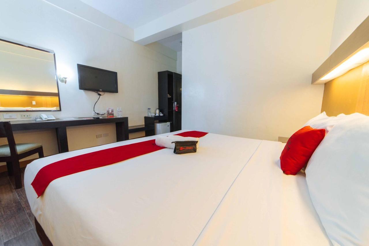 Reddoorz Premium @ The Ritz Garden Oases Hotell Davao City Eksteriør bilde
